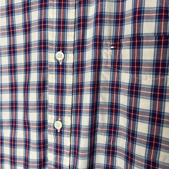 Tommy Hilfiger Men's XL Shirt Button Down Classic Fit Plaid in Red and Blue - Picture 2 of 6